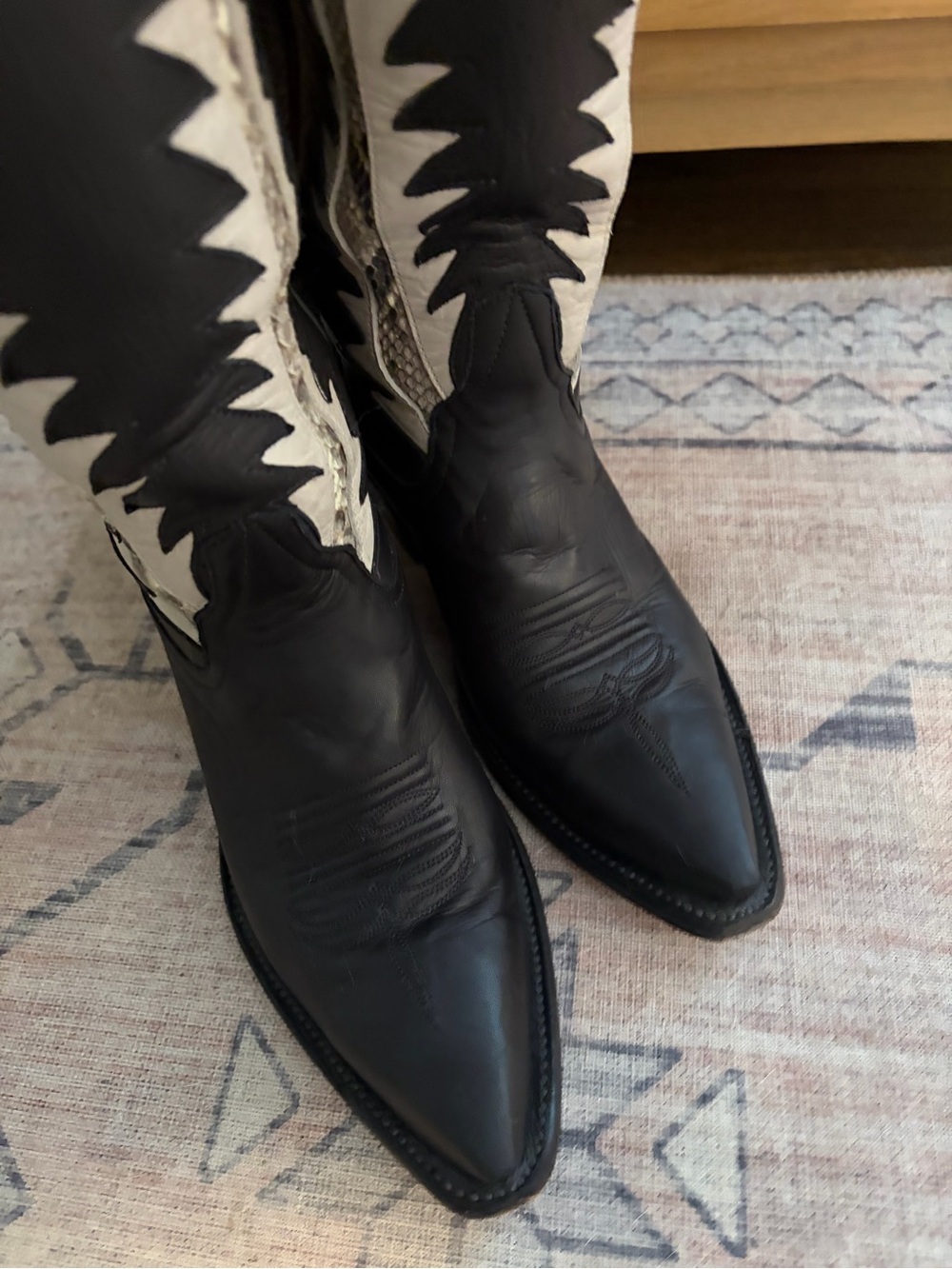 MIRON CROSBY - 9B Kate Black Boots - Picture 6 of 12